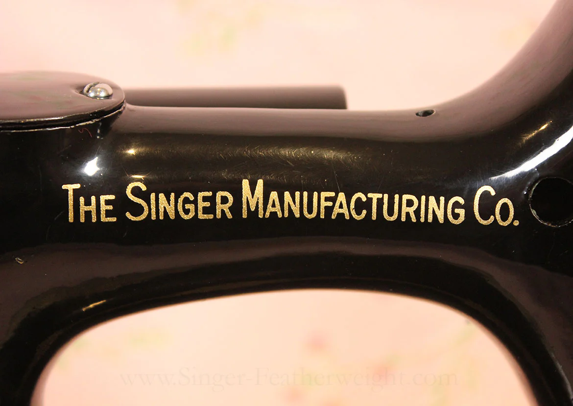 Singer Featherweight 221K Sewing Machine, Centennial EG706*** - Image 11