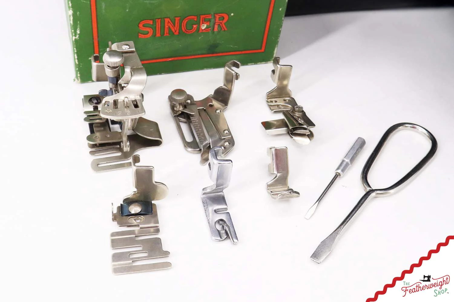 Singer Featherweight 221K Sewing Machine, Centennial: EG709*** - Image 18