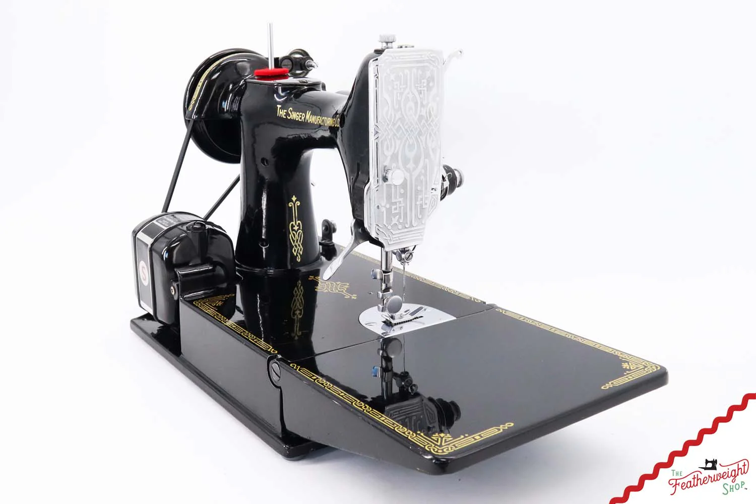 Singer Featherweight 221K Sewing Machine, Centennial: EG709*** - Image 5