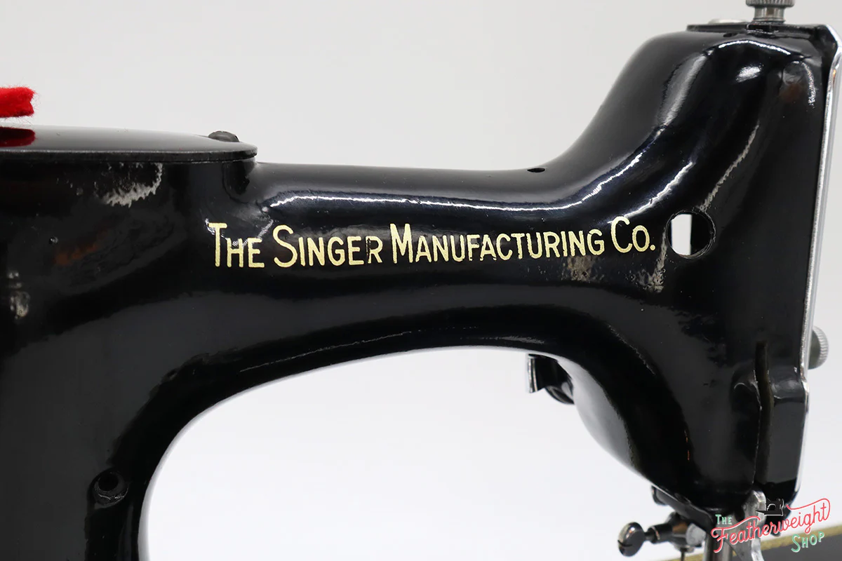 Singer Featherweight 221K Sewing Machine, EH134*** - Image 14