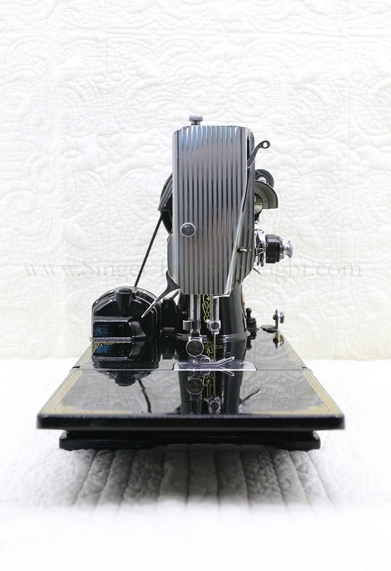 Singer Featherweight 221K Sewing Machine, EH135*** - Image 4