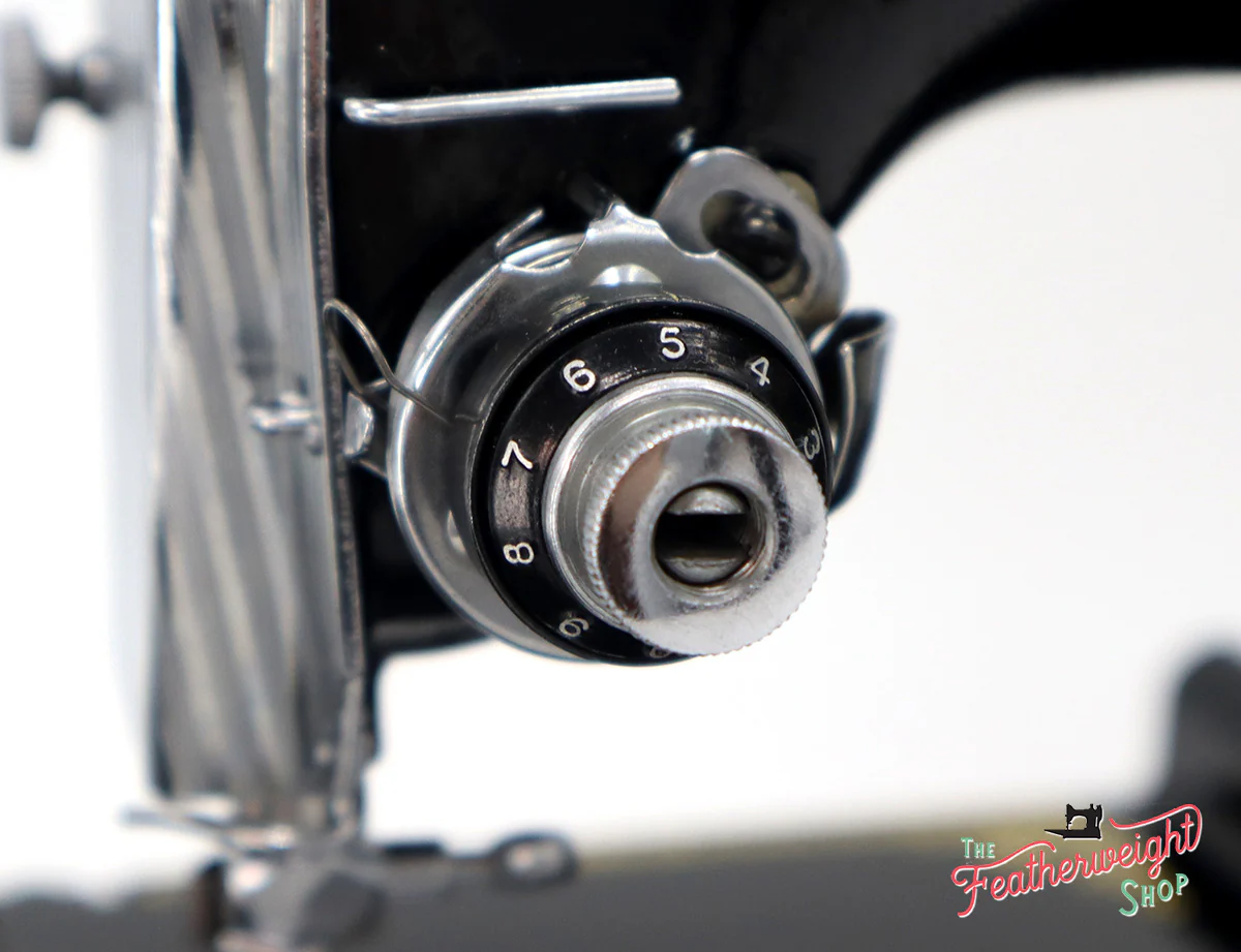 Singer Featherweight 221K Sewing Machine, EH140*** - Image 17