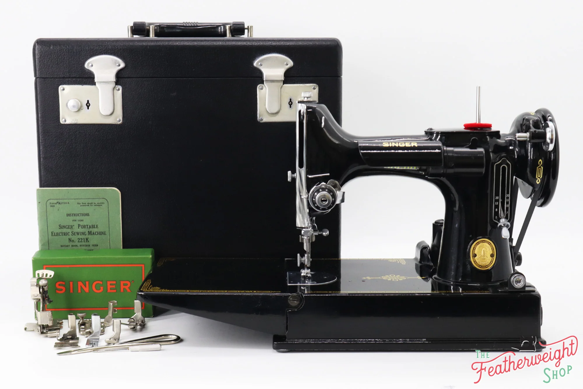 Singer Featherweight 221K Sewing Machine, EH3781** - 1952 - Image 2