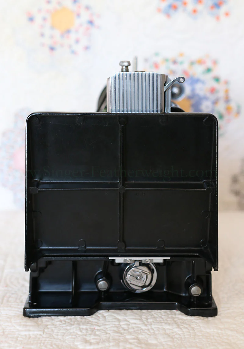 Singer Featherweight 221K Sewing Machine, EH628*** - Image 5