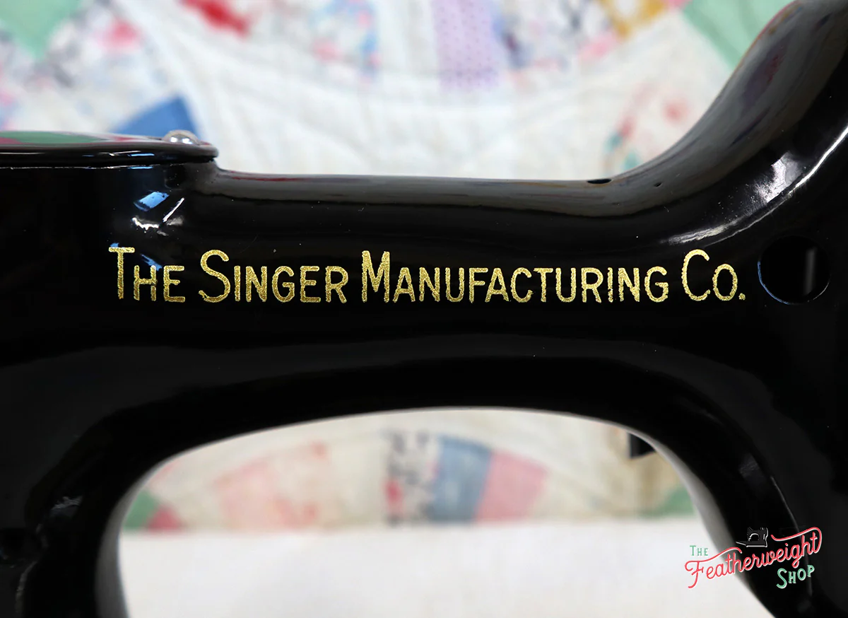 Singer Featherweight 221K Sewing Machine, EH629*** - Image 13