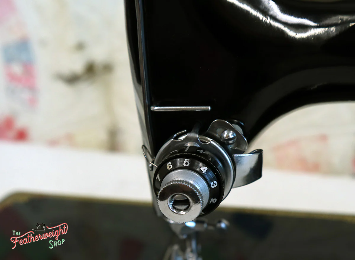 Singer Featherweight 221K Sewing Machine, EH629*** - Image 14