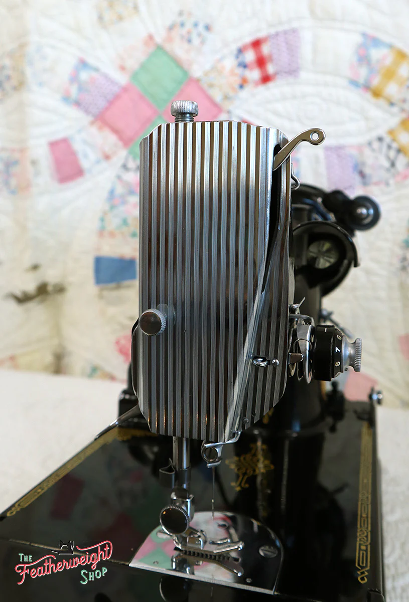 Singer Featherweight 221K Sewing Machine, EH629*** - Image 18
