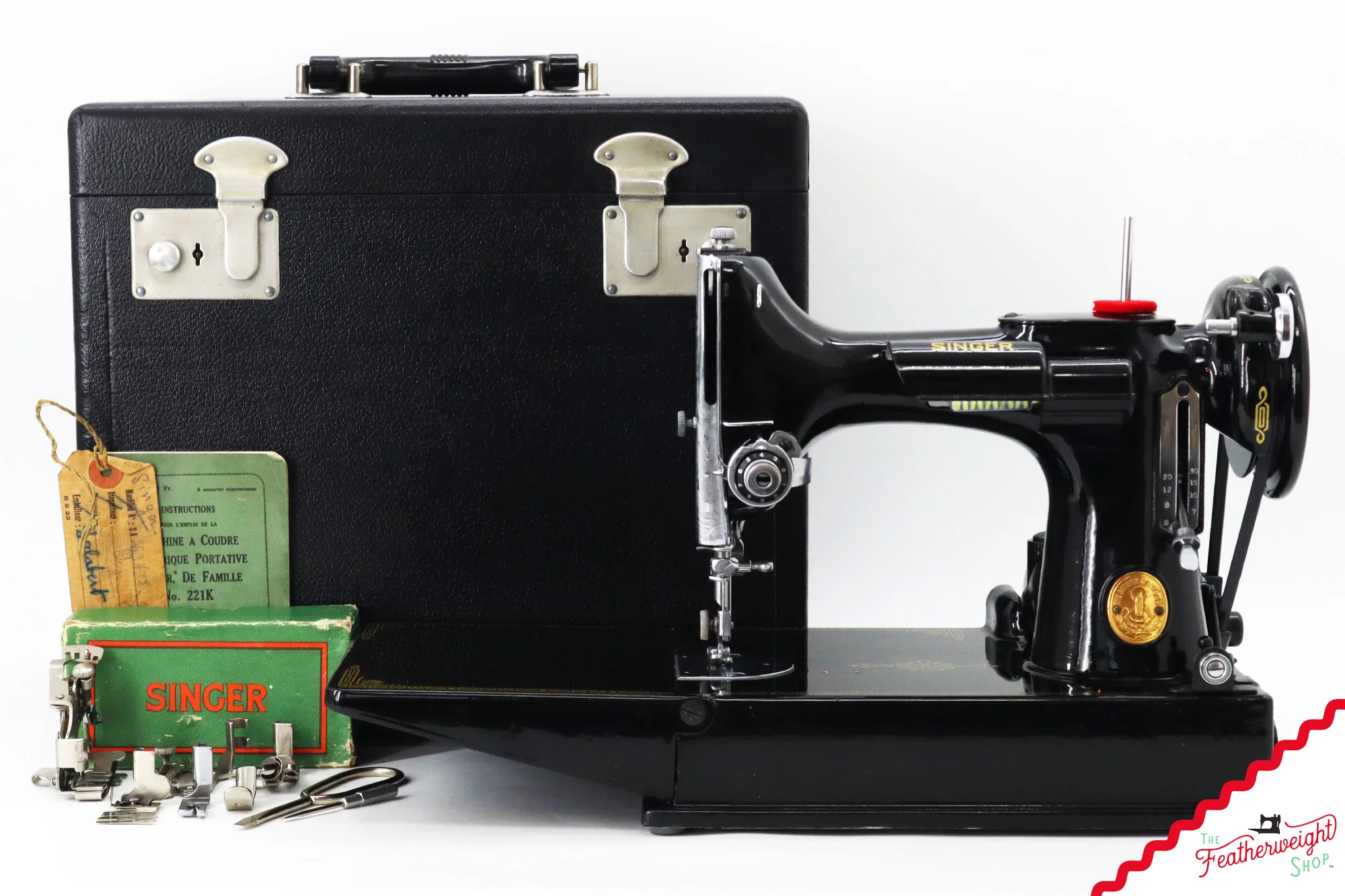 Singer Featherweight 221K Sewing Machine, French EF6885** - Image 2