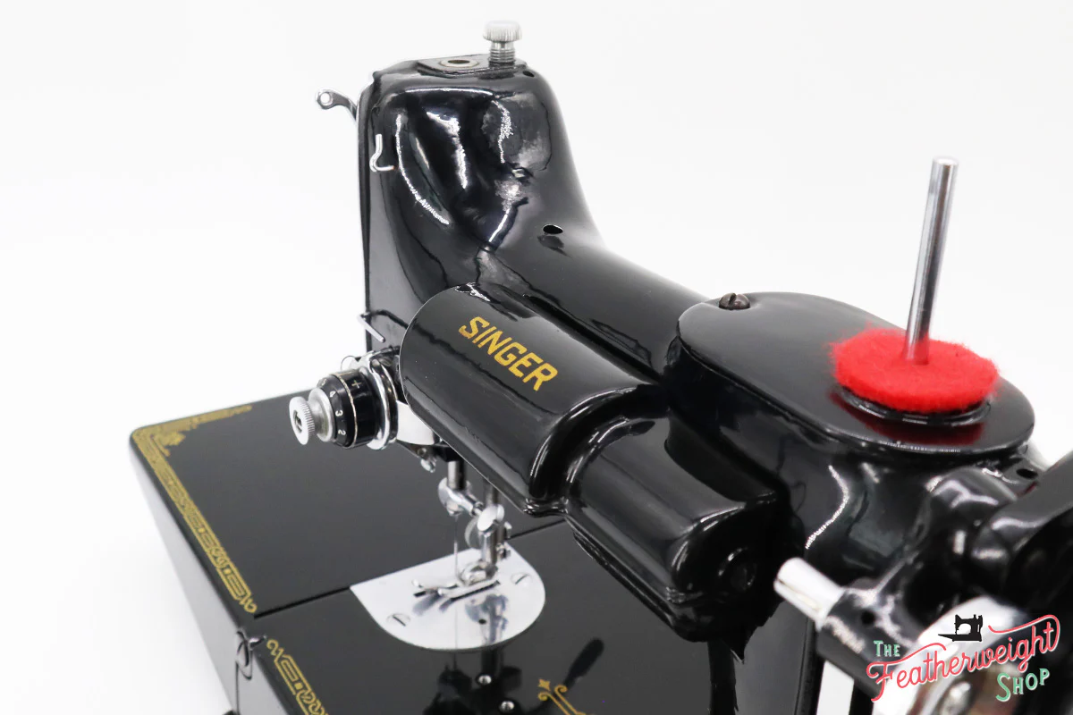 Singer Featherweight 221K Sewing Machine, French - RARE, EF694*** - Image 14