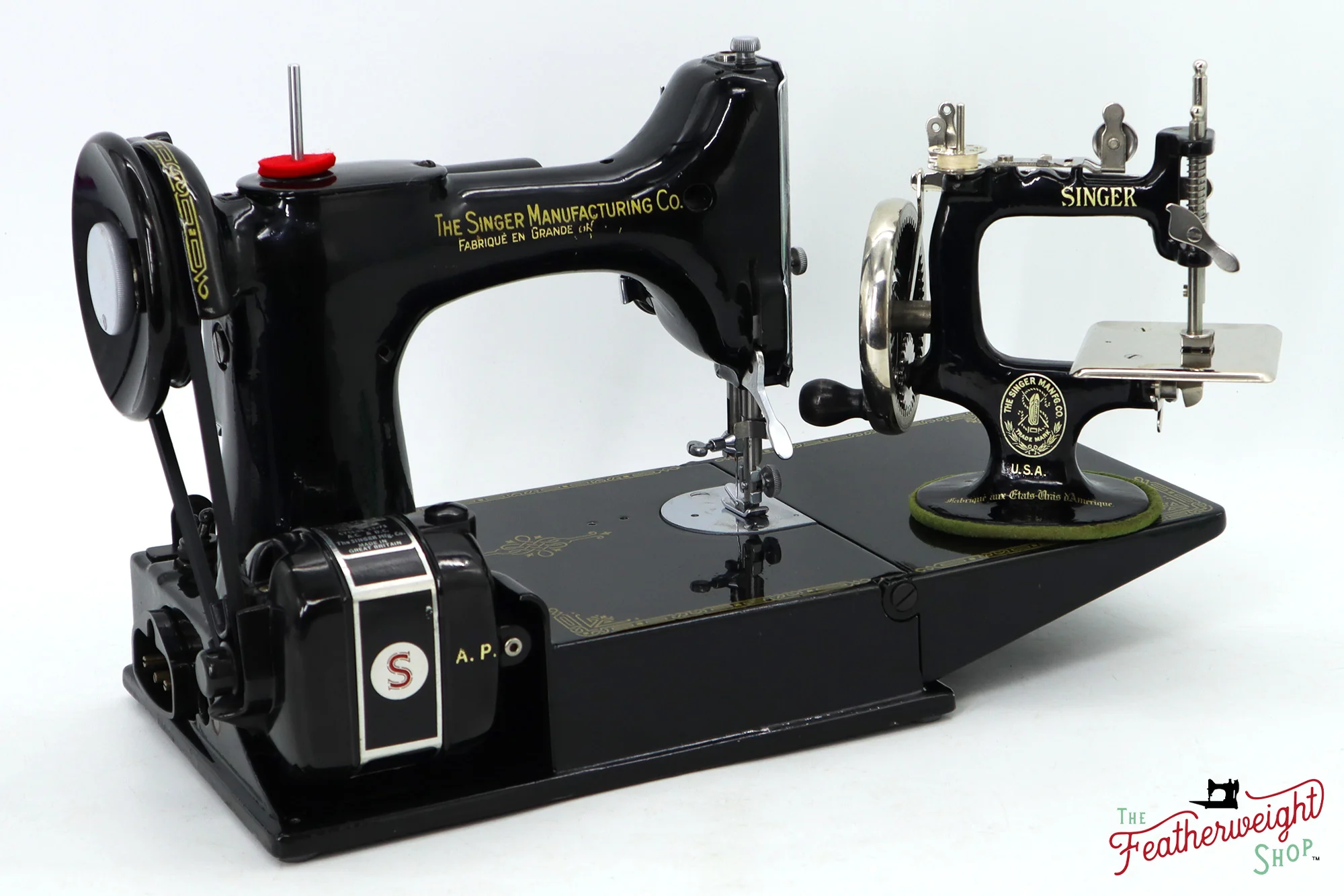 Singer Featherweight 221K Sewing Machine, French EF9120** and Sewhandy Set - Image 2