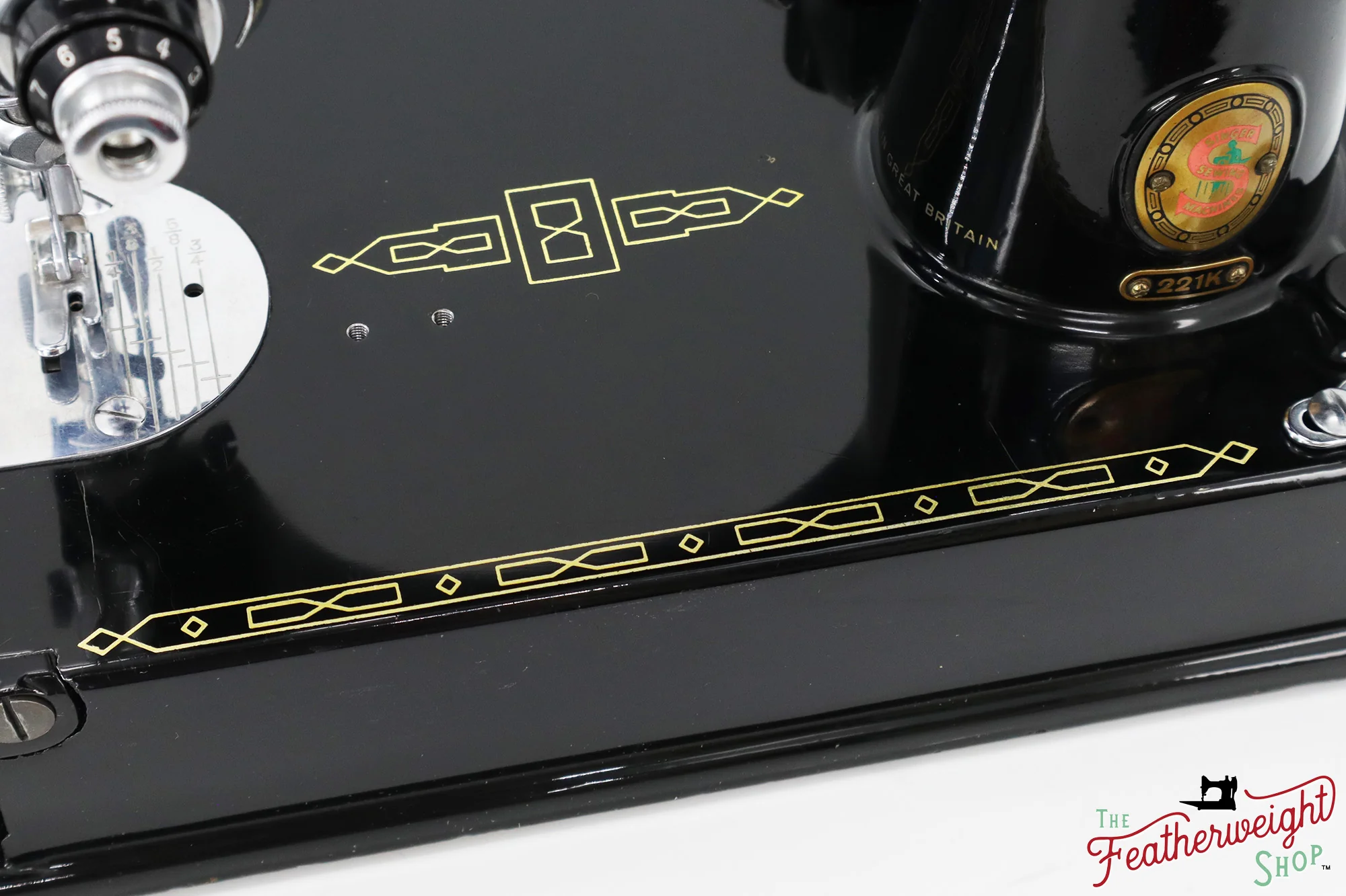 Singer Featherweight 221K Sewing Machine, RED "S" - ES171*** - Image 7