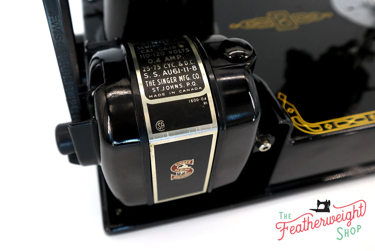 Singer Featherweight 221K Sewing Machine RED "S" ES172*** - Image 18