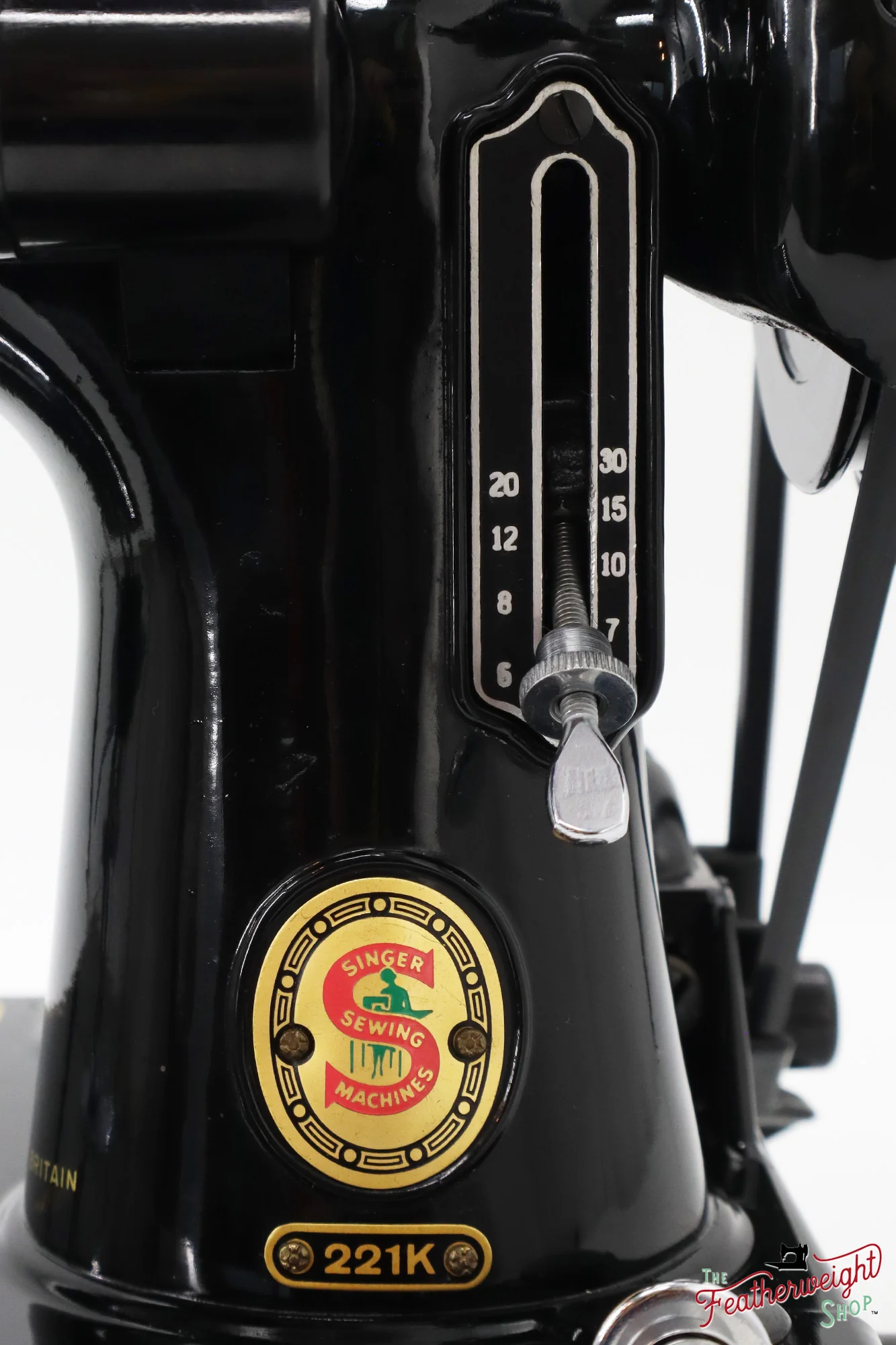 Singer Featherweight 221K Sewing Machine, RED "S" - ES1730** - Image 14