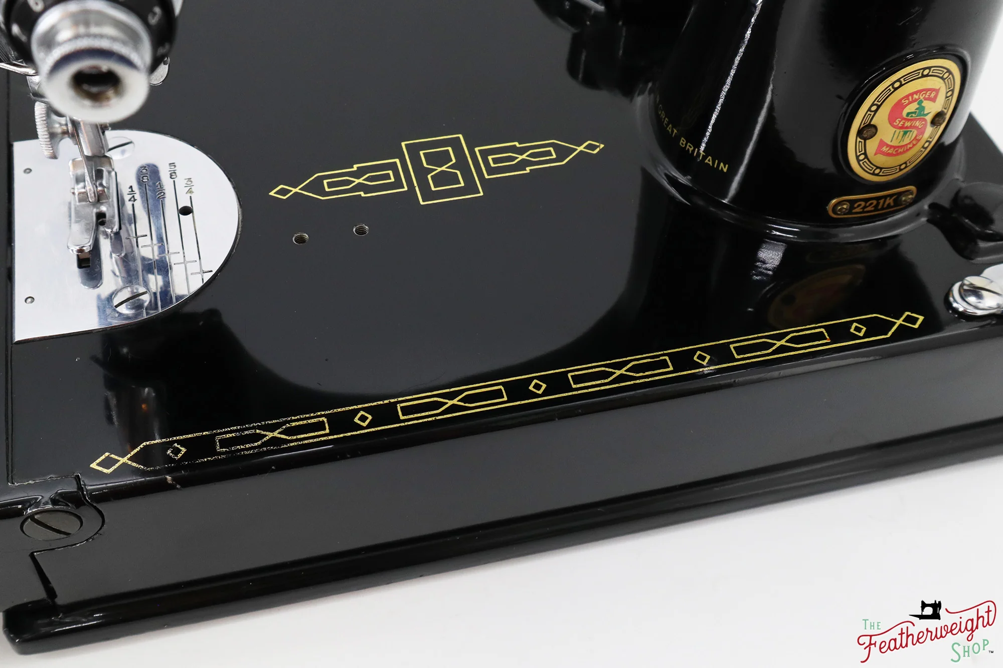 Singer Featherweight 221K Sewing Machine, RED "S" - ES1730** - Image 8