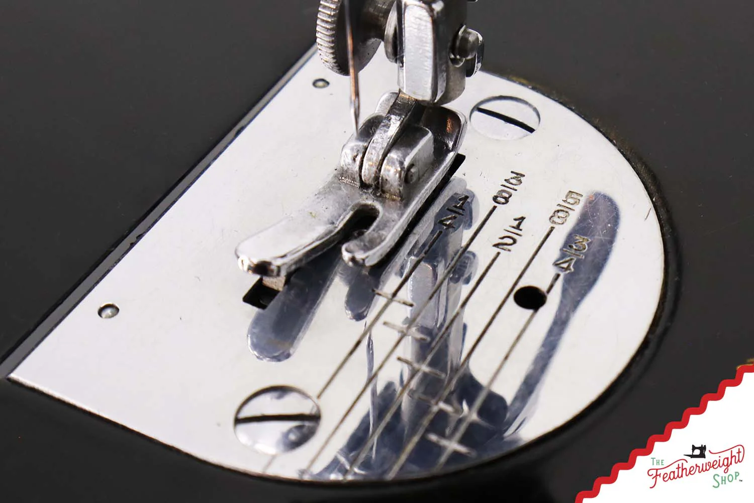 Singer Featherweight 221K Sewing Machine, RED "S" - ES1731** - Image 16