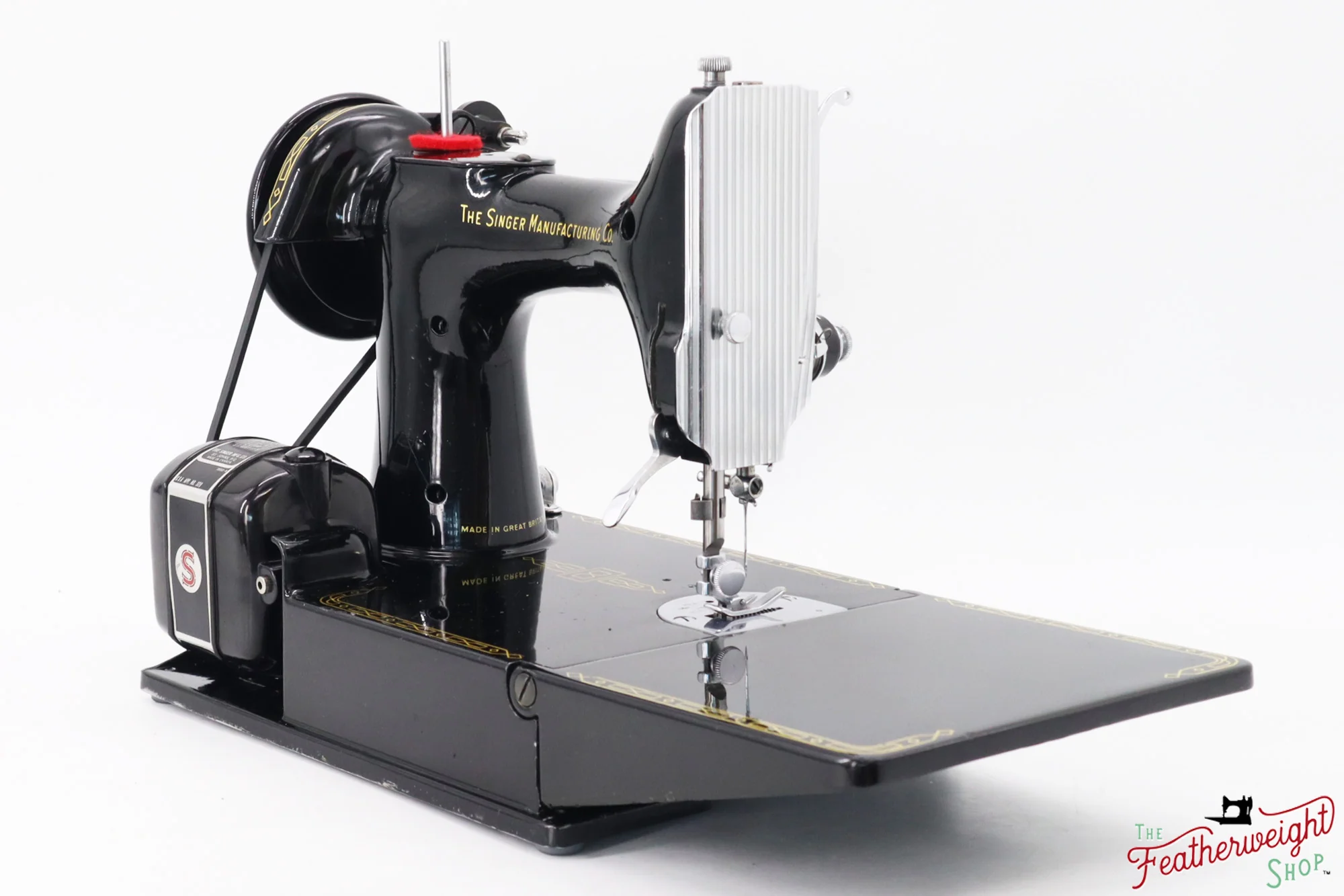 Singer Featherweight 221K Sewing Machine, RED "S" - ES24417* - Image 5