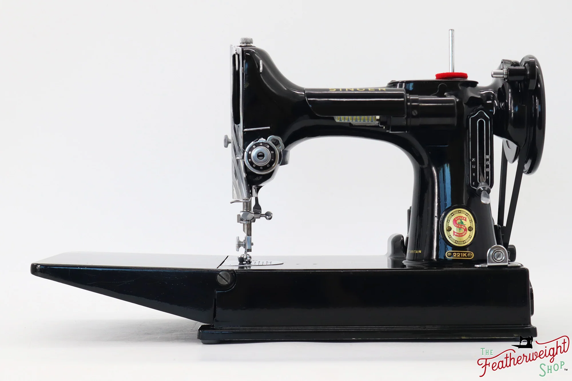 Singer Featherweight 221K Sewing Machine, RED "S" - ES2467** - Image 2