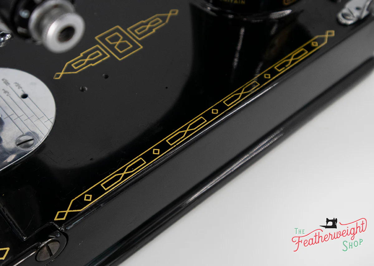 Singer Featherweight 221K Sewing Machine, RED "S" ES247*** - Image 10