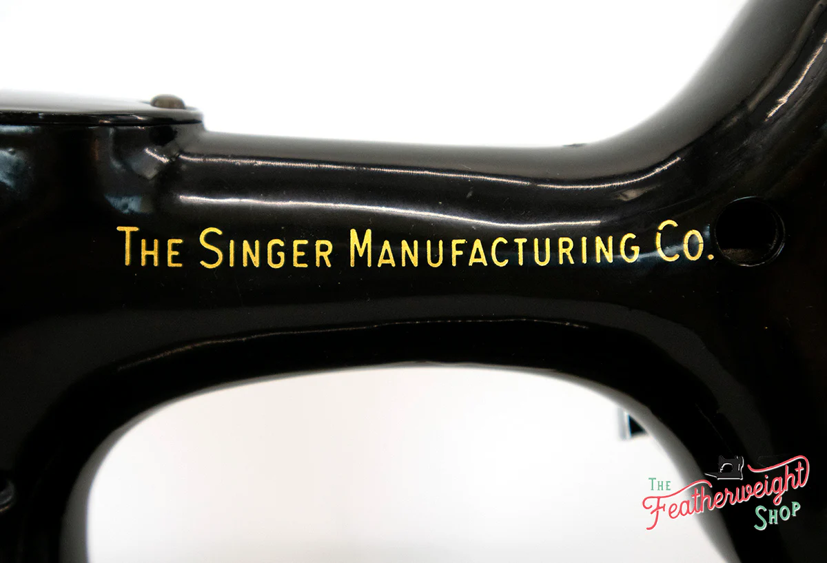 Singer Featherweight 221K Sewing Machine, RED "S" ES247*** - Image 13