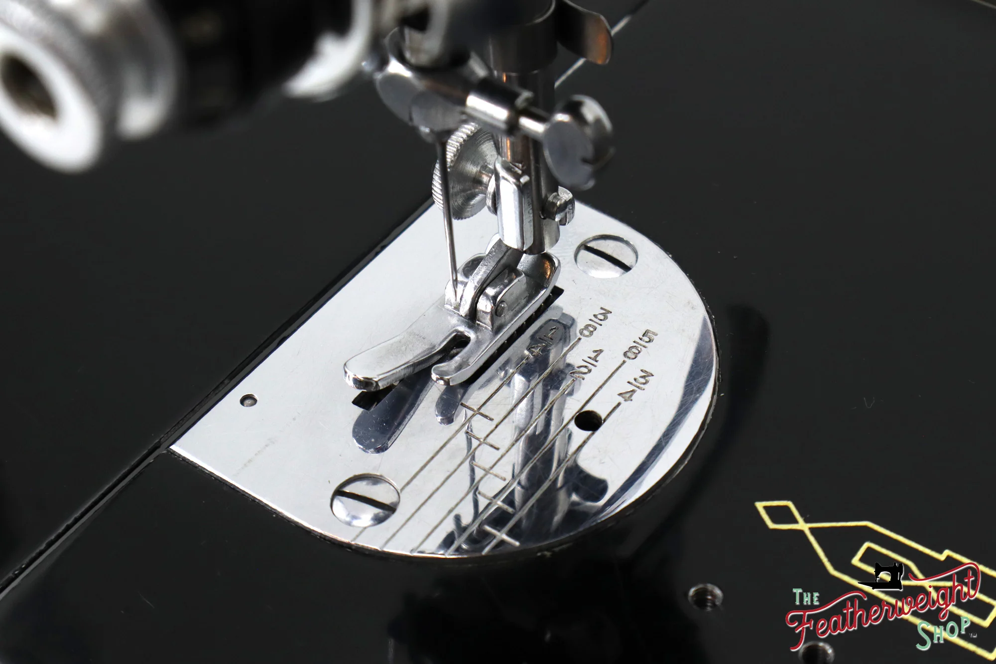 Singer Featherweight 221K Sewing Machine, RED "S" - ES648*** - Image 15