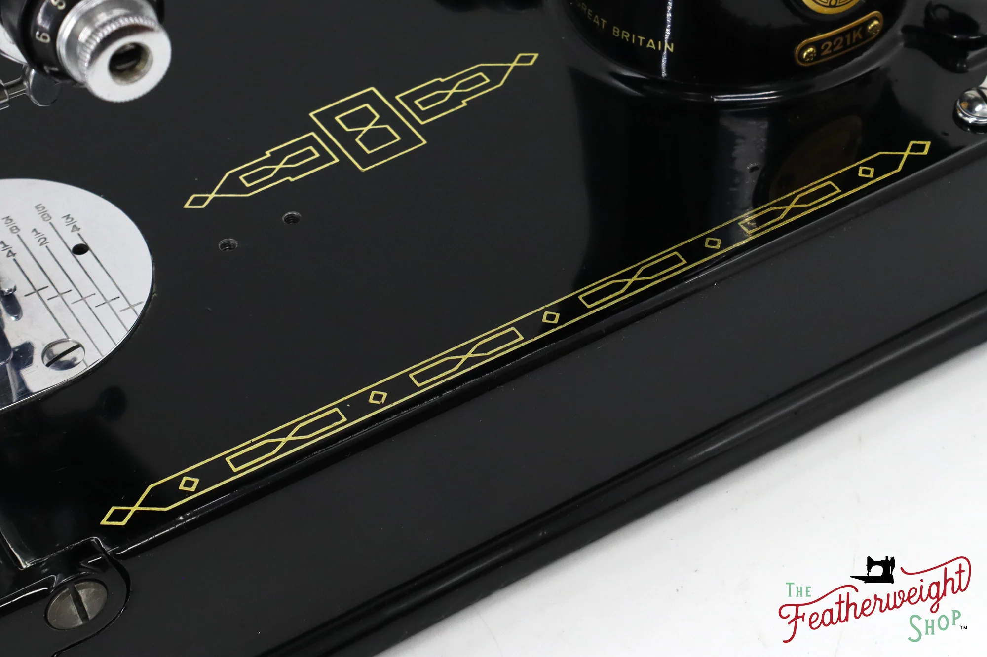 Singer Featherweight 221K Sewing Machine, RED "S" - ES648*** - Image 9