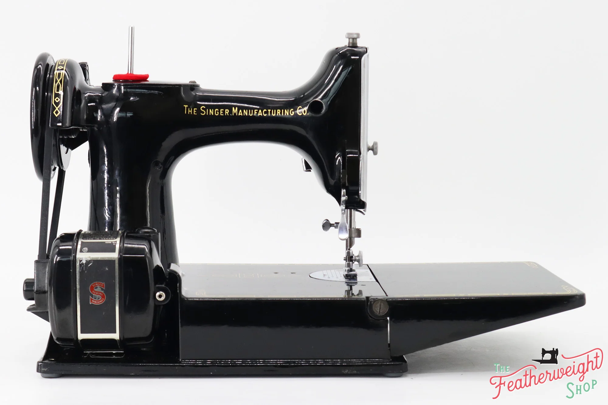 Singer Featherweight 221K Sewing Machine, RED "S" - ES653*** - Image 6