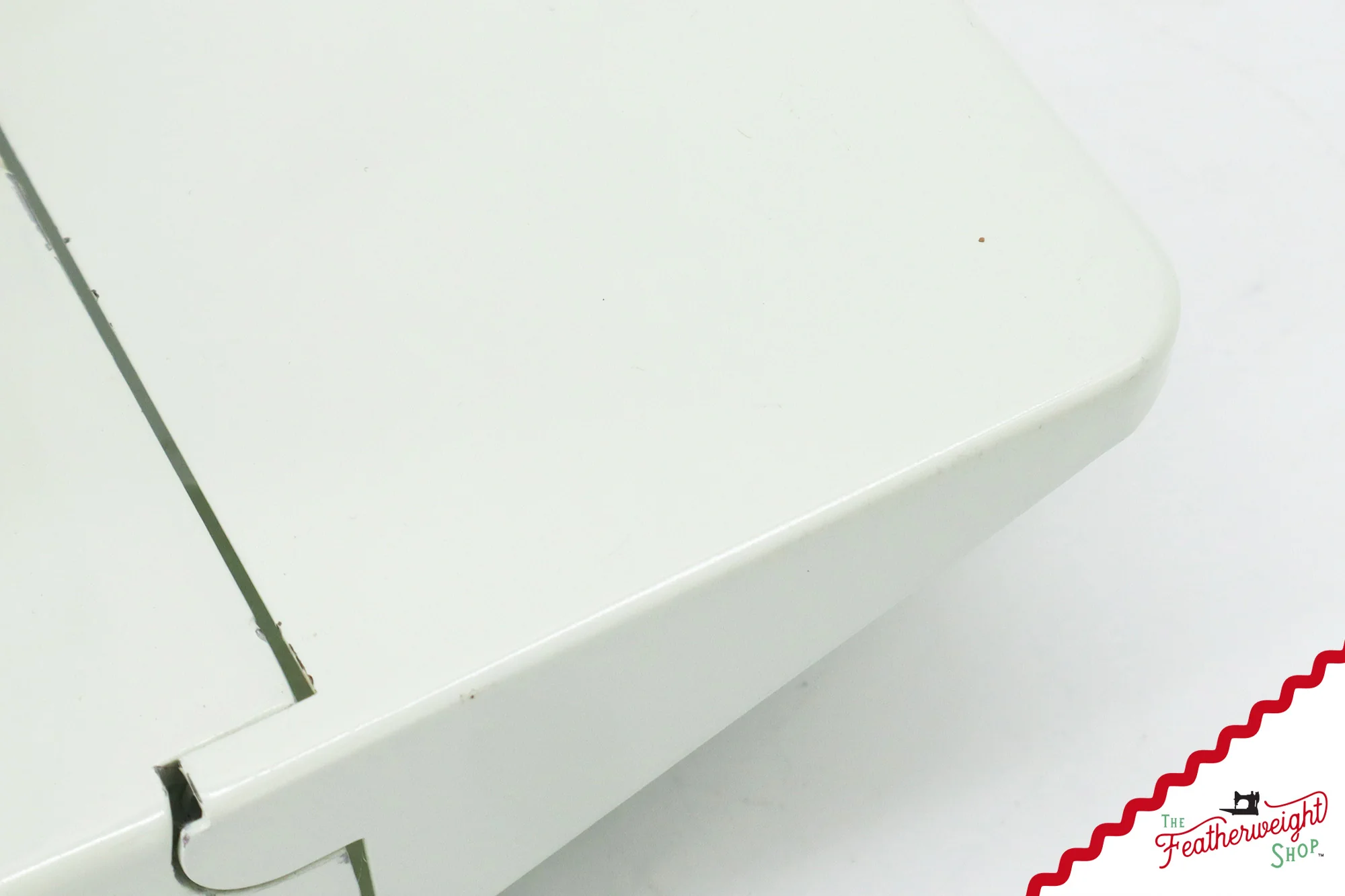 Singer Featherweight 221K Sewing Machine, WHITE - EV891*** - Image 10
