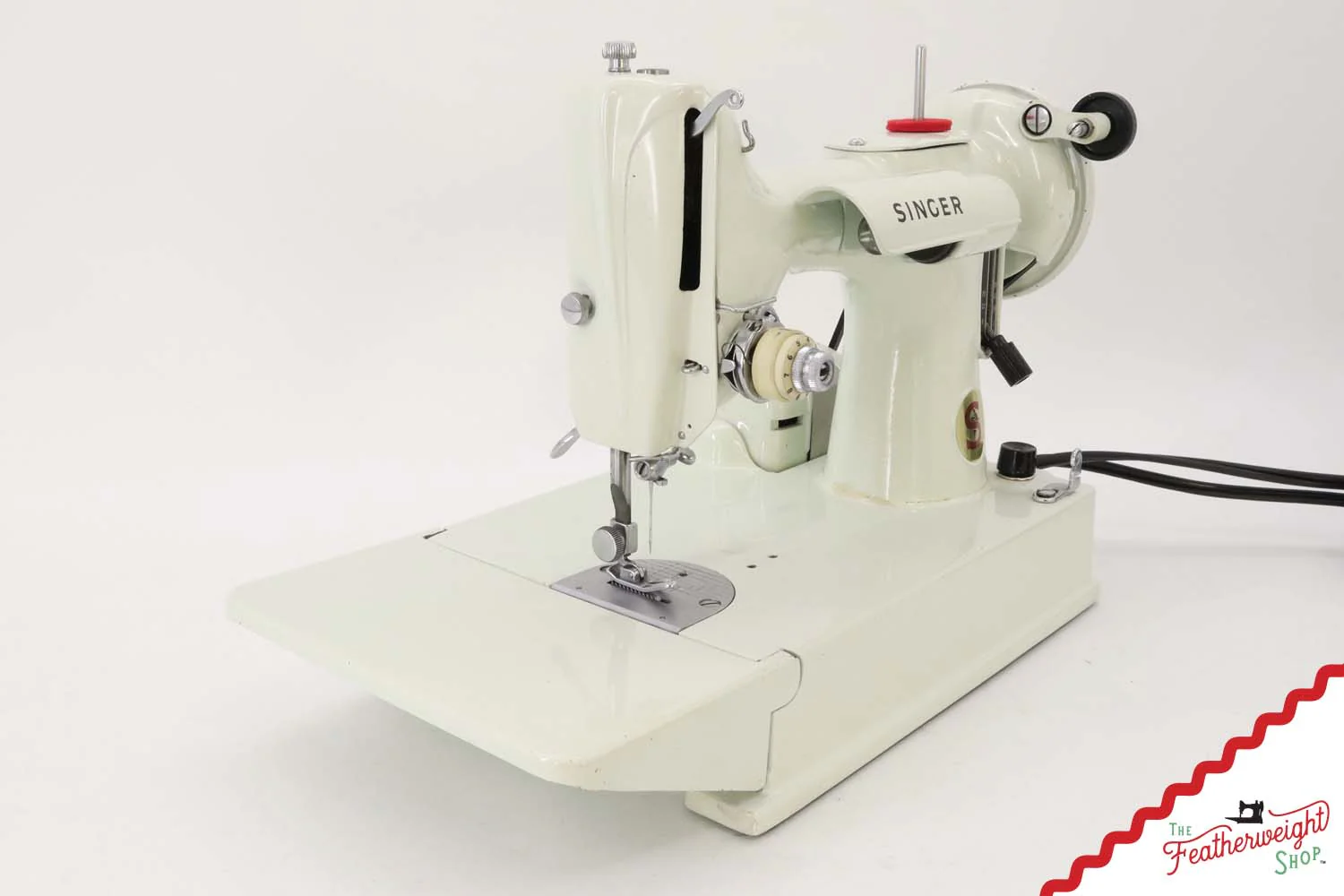Singer Featherweight 221K Sewing Machine, WHITE - EV9036** - Image 3