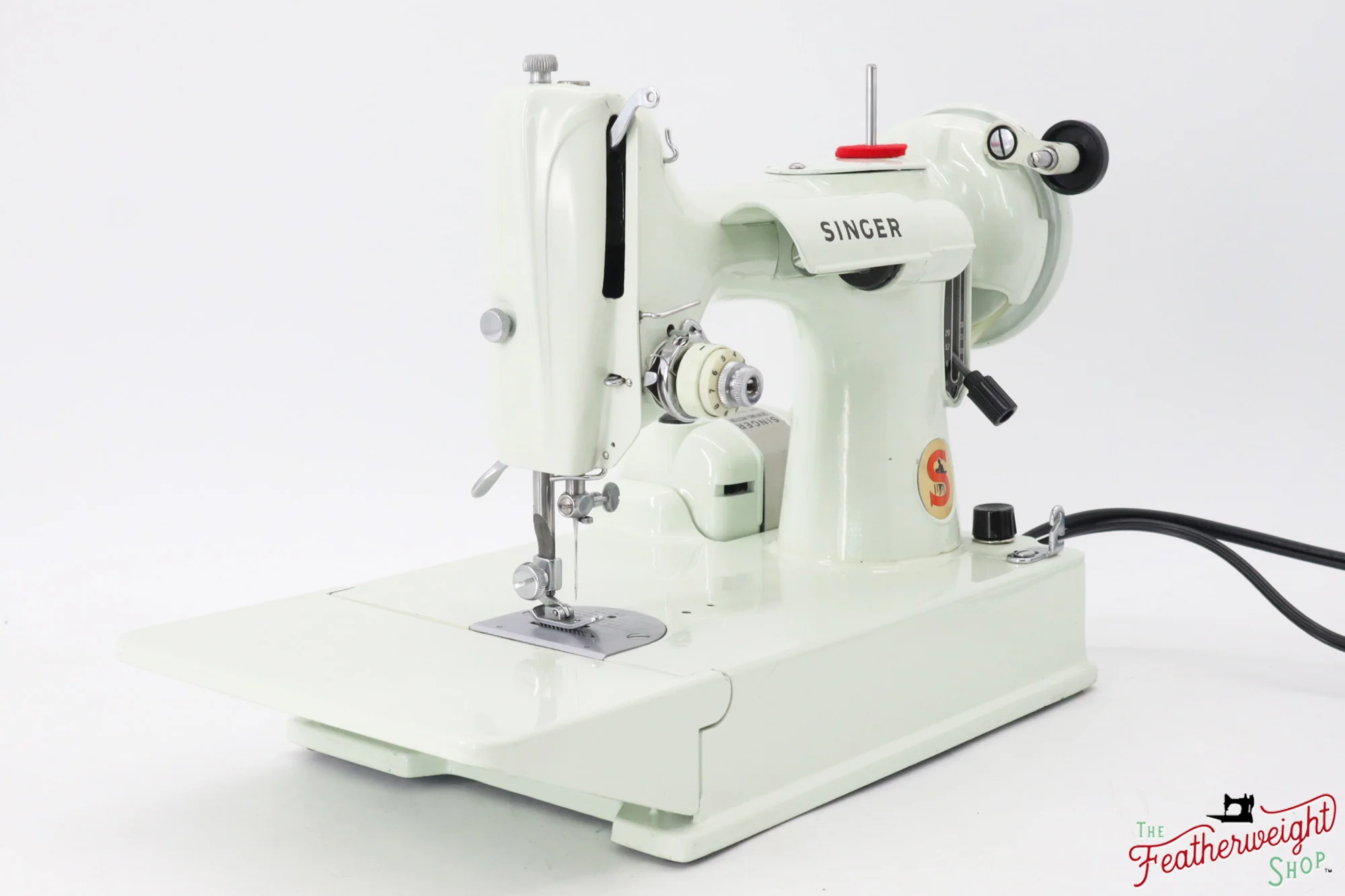 Singer Featherweight 221K Sewing Machine, WHITE - EV9052** - Image 3