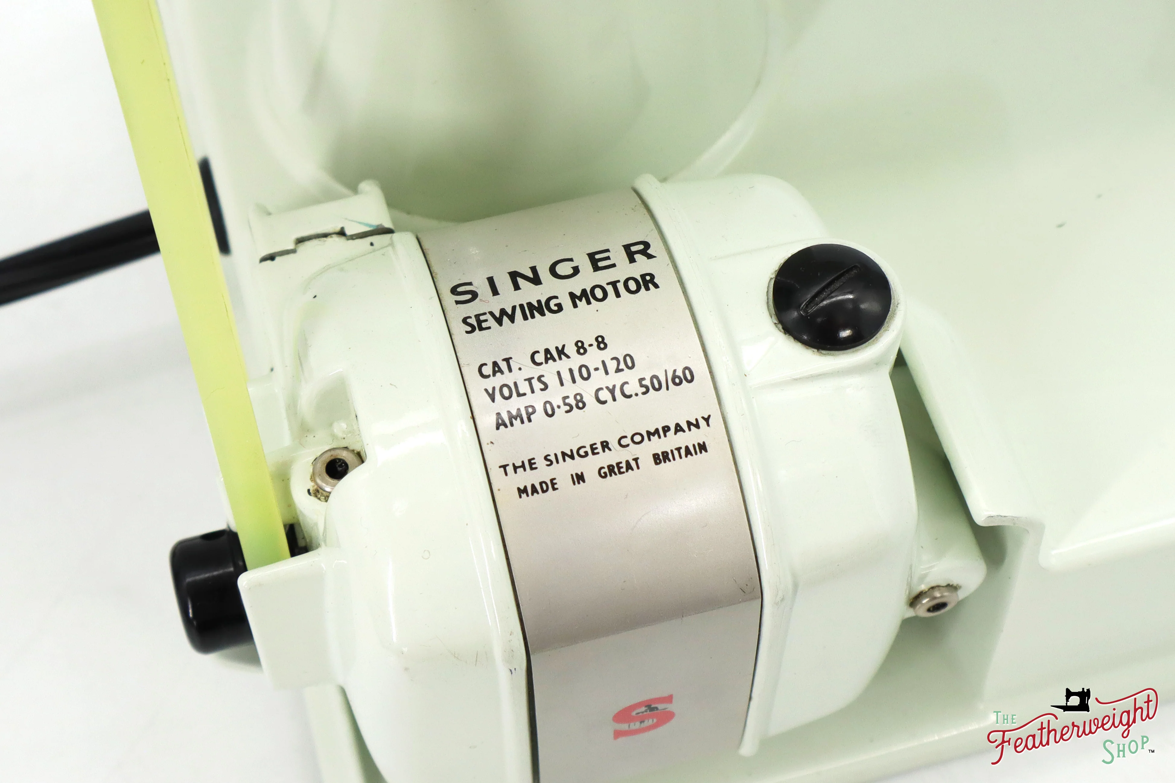 Singer Featherweight 221K Sewing Machine, WHITE EV9626** - RARE Case! - Image 19