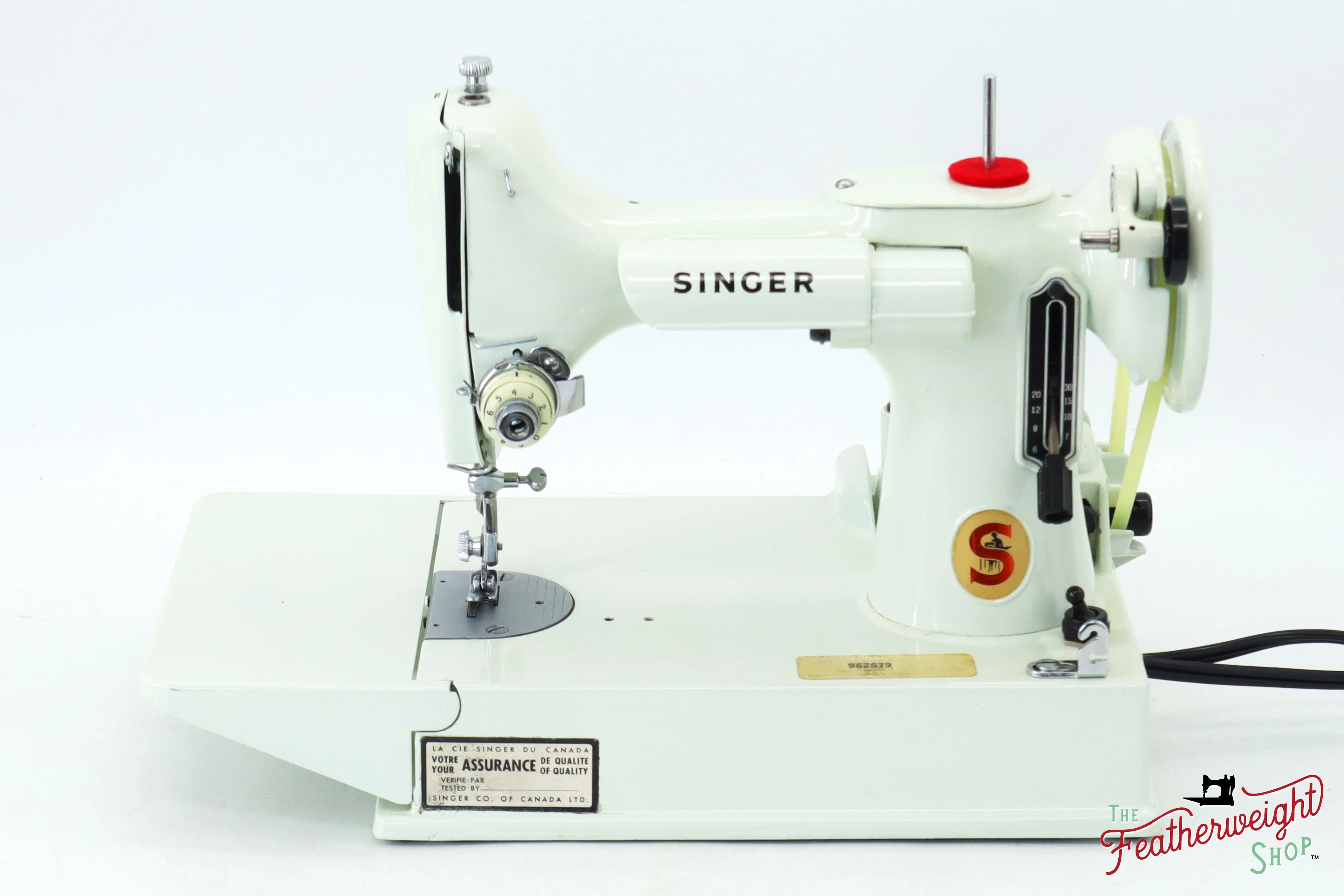 Singer Featherweight 221K Sewing Machine, WHITE EV9626** - RARE Case! - Image 2