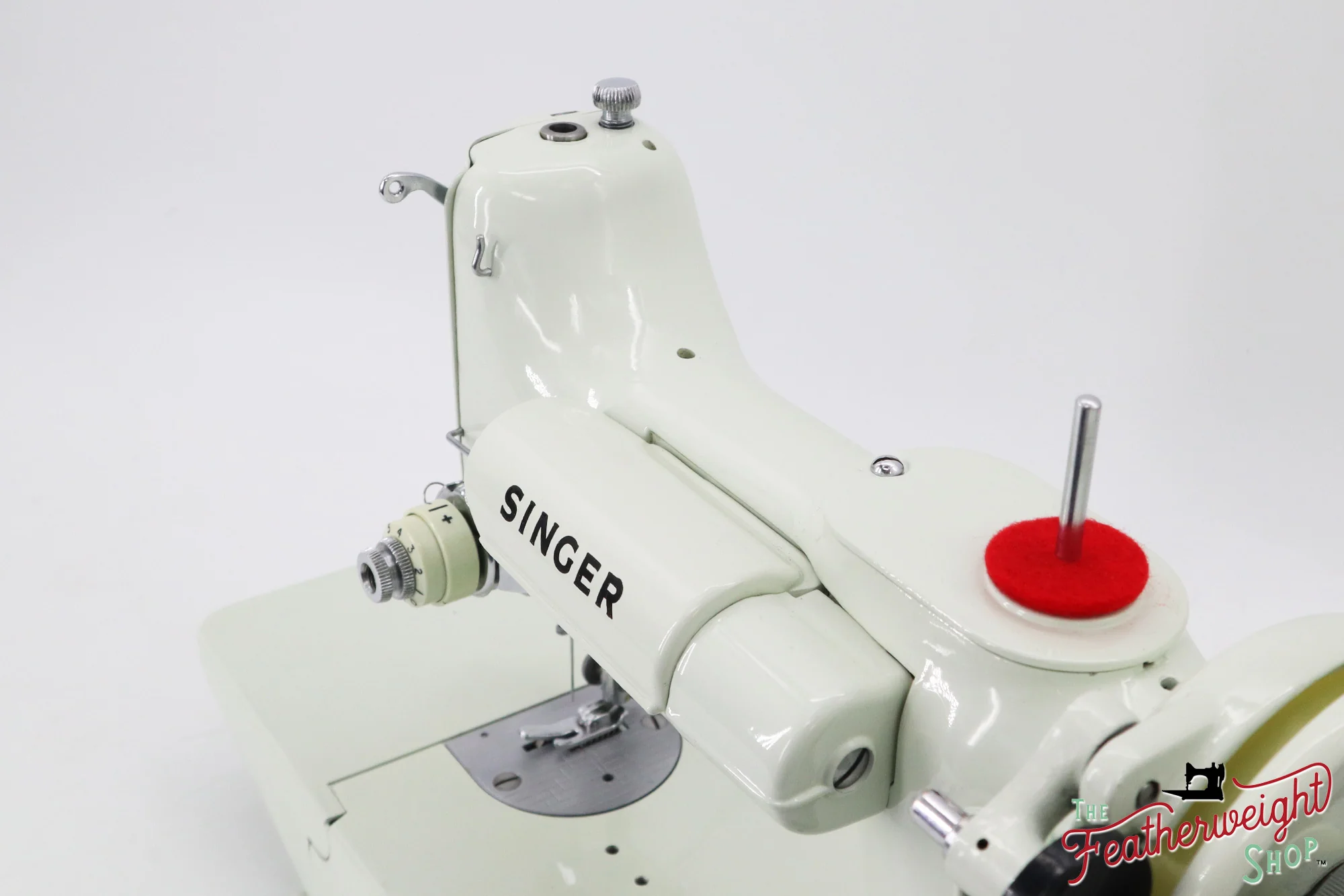 Singer Featherweight 221K Sewing Machine, WHITE EV9937** - RARE Case! - Image 11