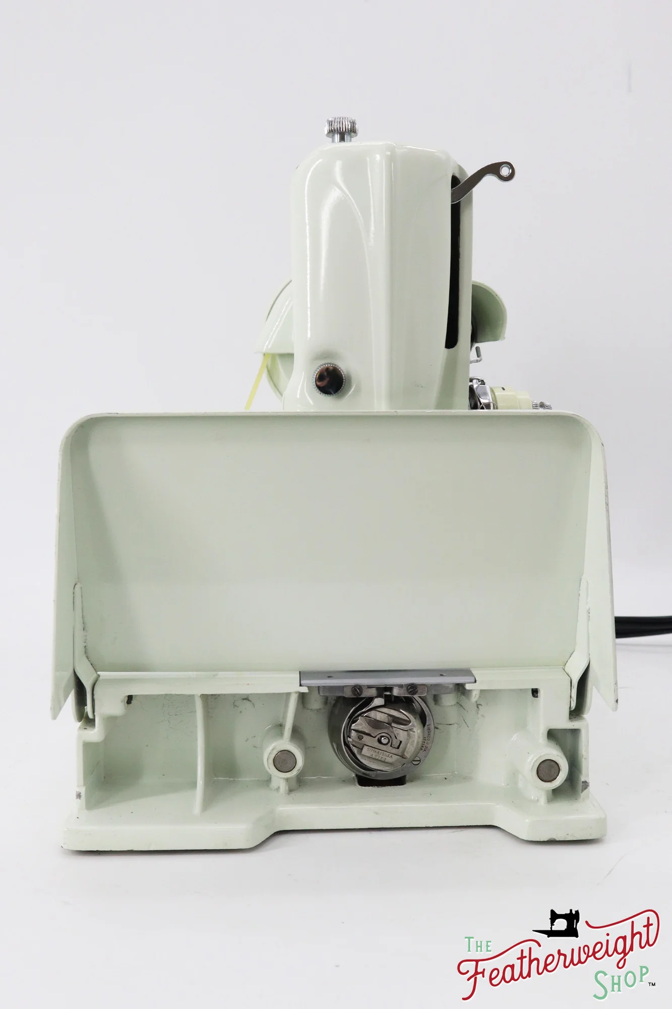 Singer Featherweight 221K Sewing Machine, WHITE EV9937** - RARE Case! - Image 4