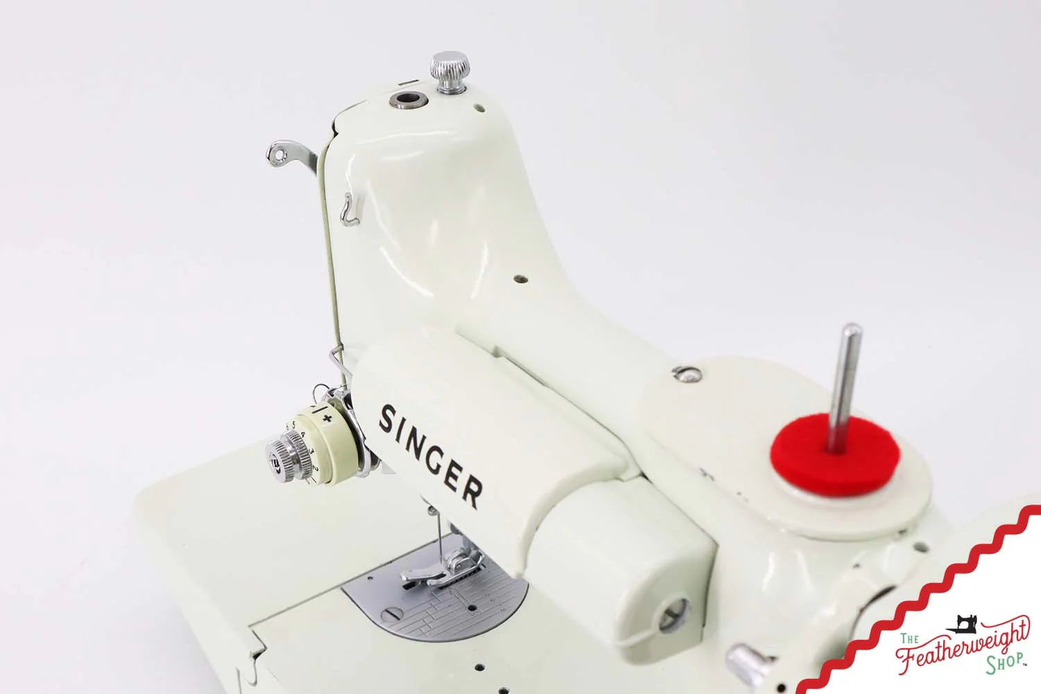 Singer Featherweight 221K Sewing Machine, WHITE - FA099*** - Image 13