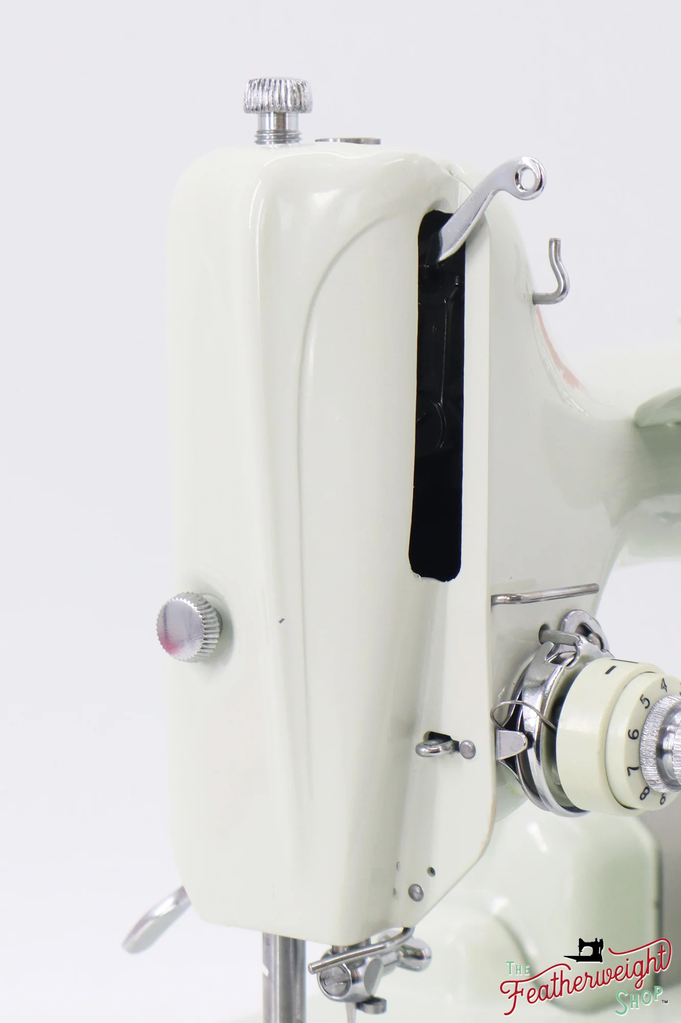 Singer Featherweight 221K Sewing Machine, WHITE FA203*** - RARE Case! - Image 14