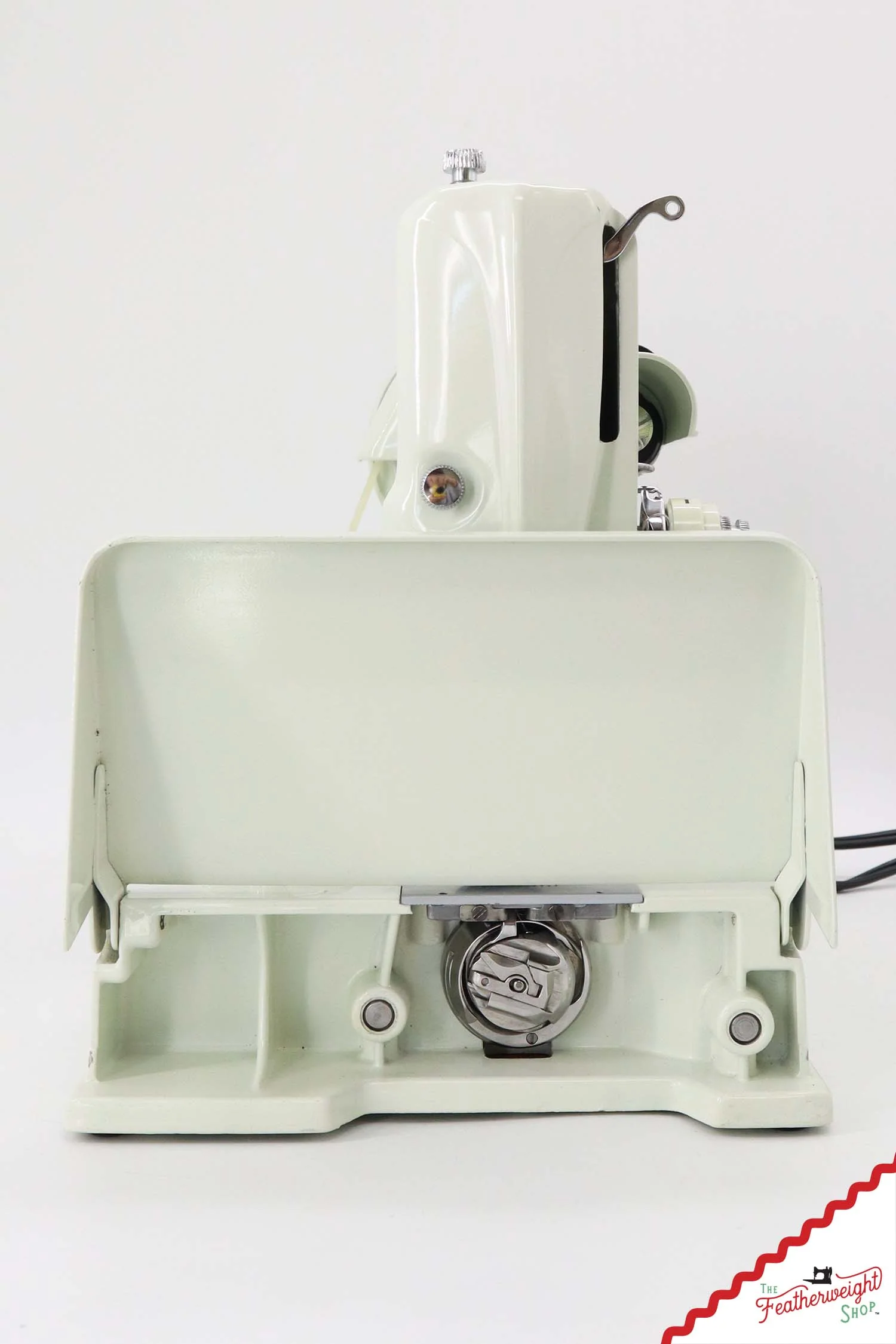 Singer Featherweight 221K Sewing Machine, WHITE FA22365* - RARE Case! - Image 4
