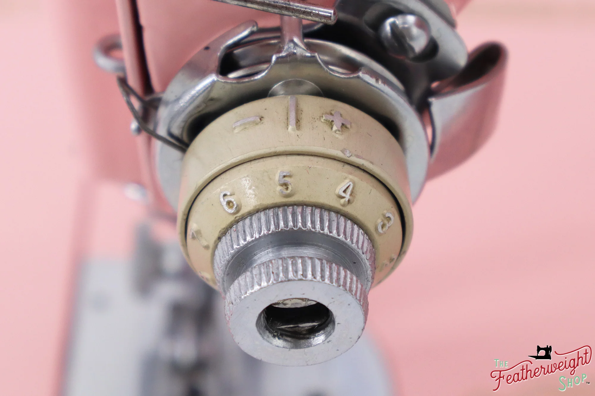 Singer Featherweight 221K5 Sewing Machine ES880*** - Fully Restored in Rosy Posy Pink - Image 20
