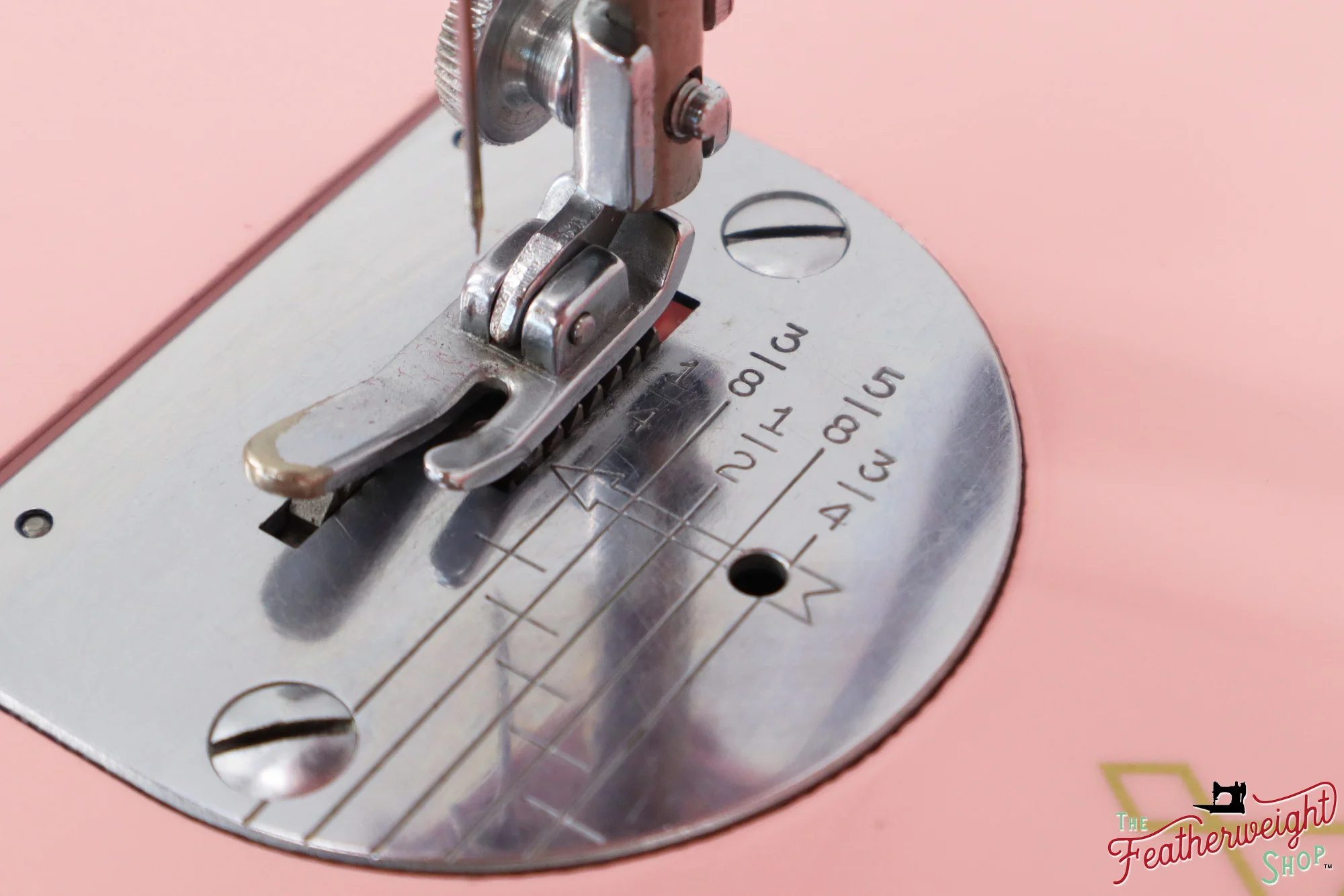 Singer Featherweight 221K5 Sewing Machine ES880*** - Fully Restored in Rosy Posy Pink - Image 23