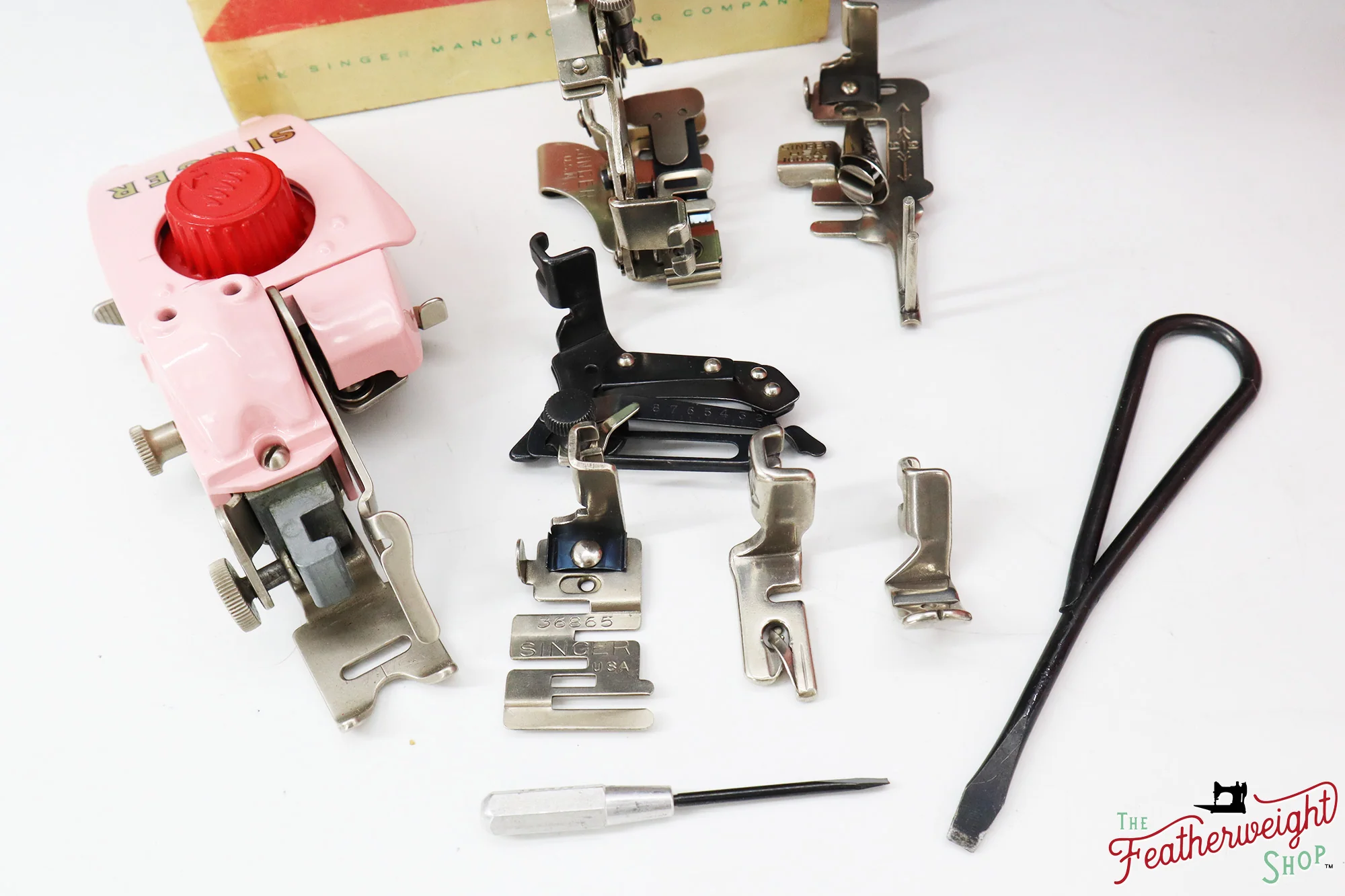 Singer Featherweight 221K5 Sewing Machine ES880*** - Fully Restored in Rosy Posy Pink - Image 25