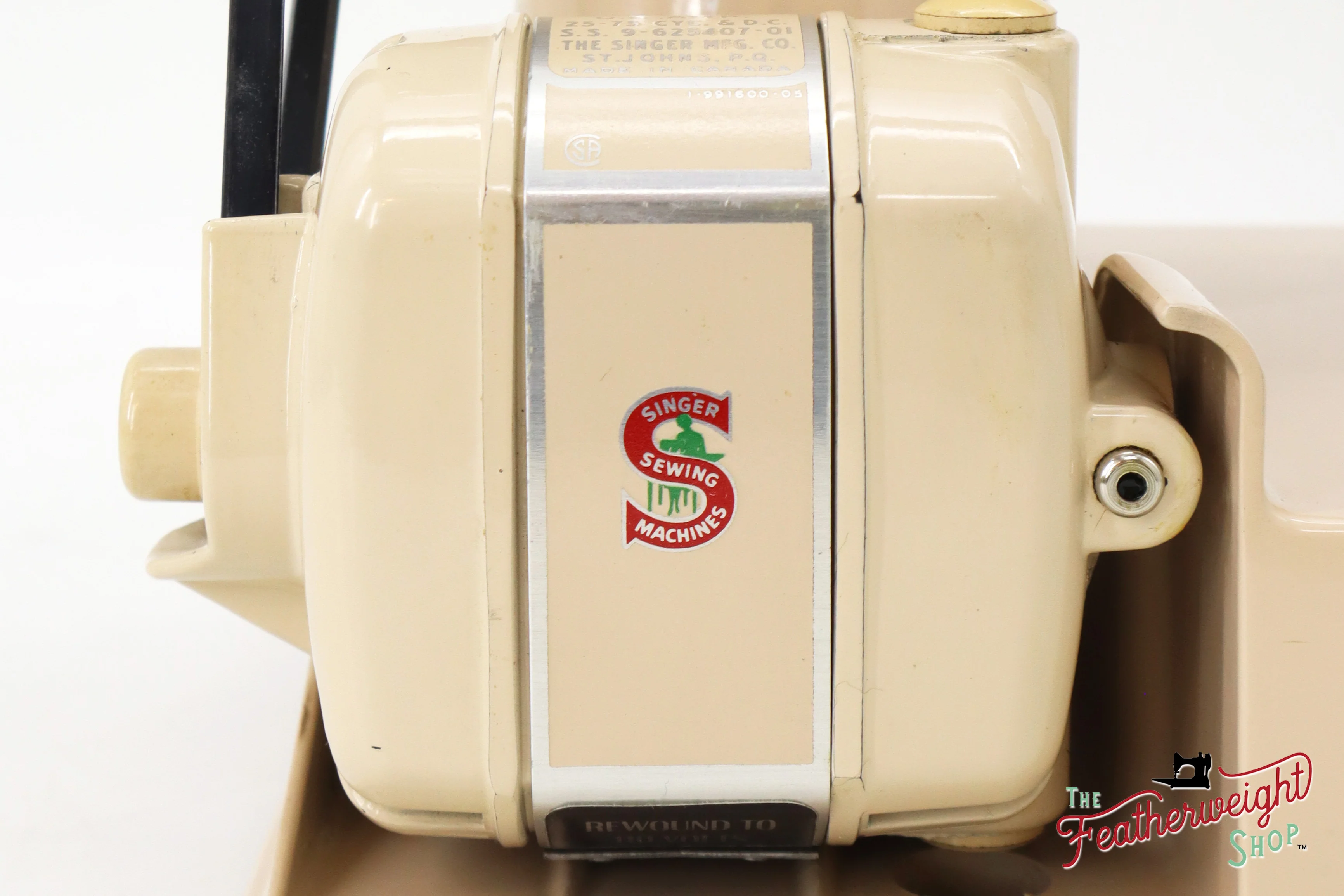 Singer Featherweight 221J Sewing Machine, Tan - ES8804** - Image 19