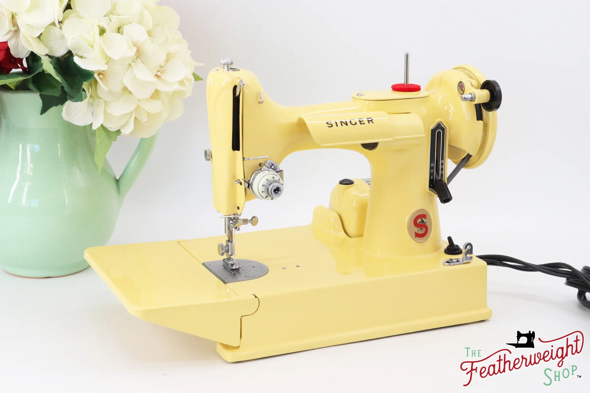 Singer Featherweight 221K7 Sewing Machine EV971*** - Fully Restored in Happy Yellow - Image 4