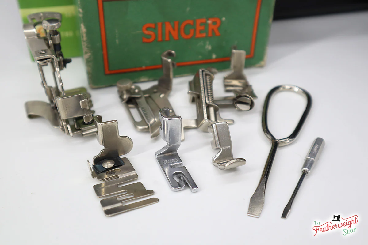 Singer Featherweight 222K 1953 - EJ2681** - Image 20