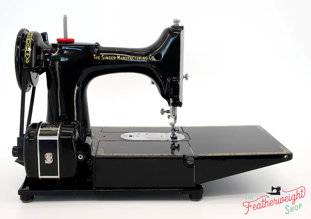 Singer Featherweight 222K 1957 - EM6031** - Image 8