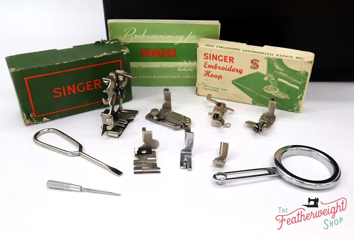 Singer Featherweight 222K 1953 - EJ268*** - Image 23