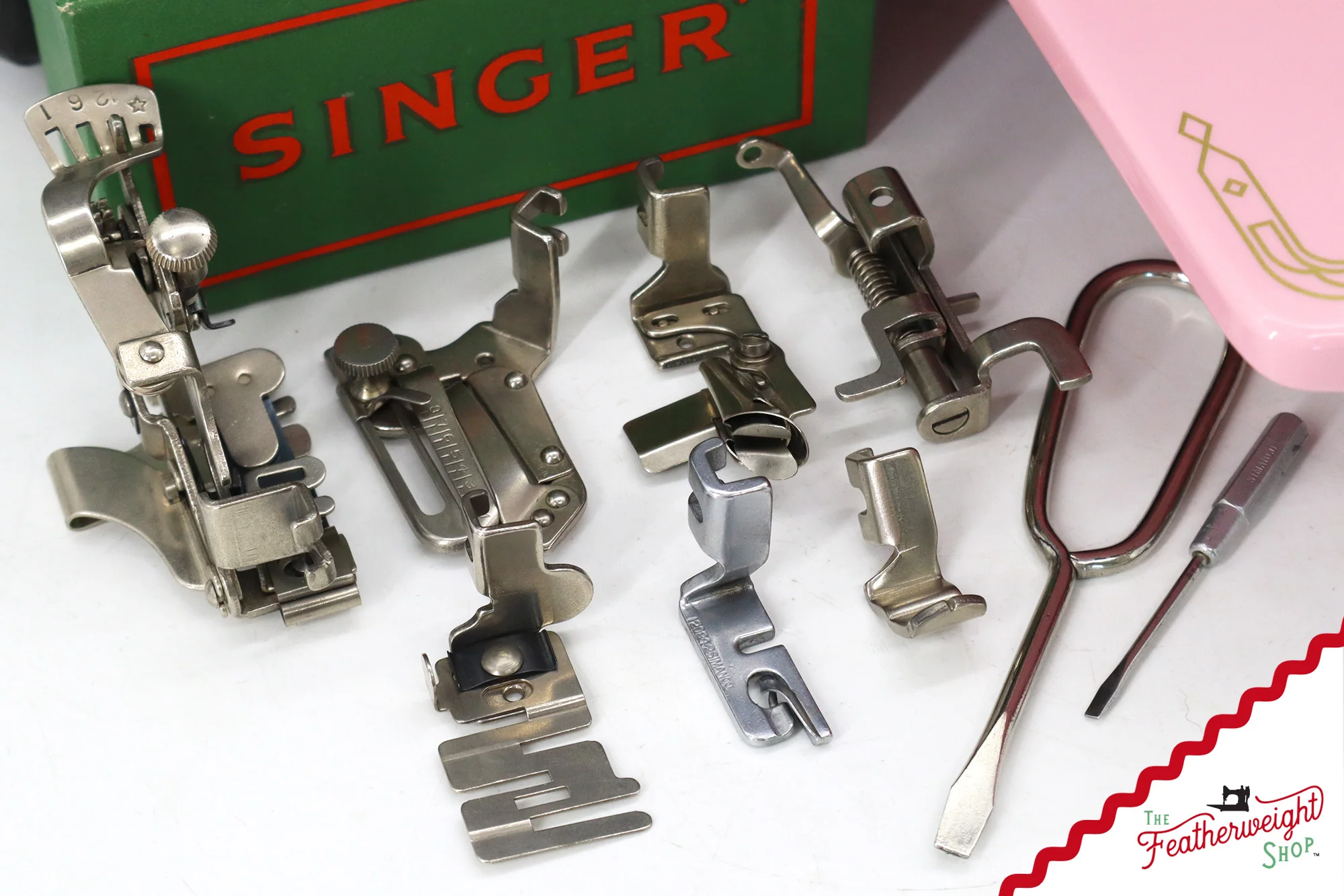 Singer Featherweight 222K - EJ2699** - Fully Restored in Pink Frosting - Image 18