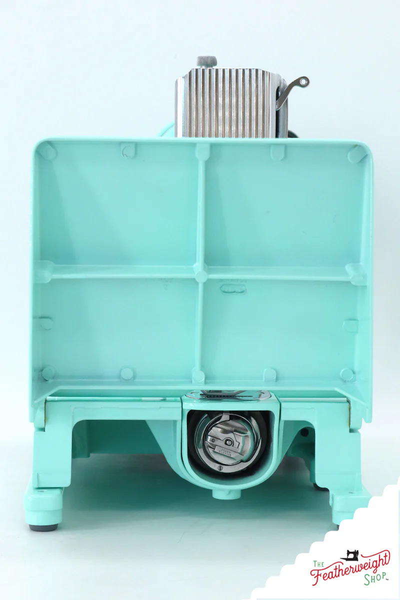Singer Featherweight 222K - EJ6199** - Fully Restored in Jenny Blue - Image 6