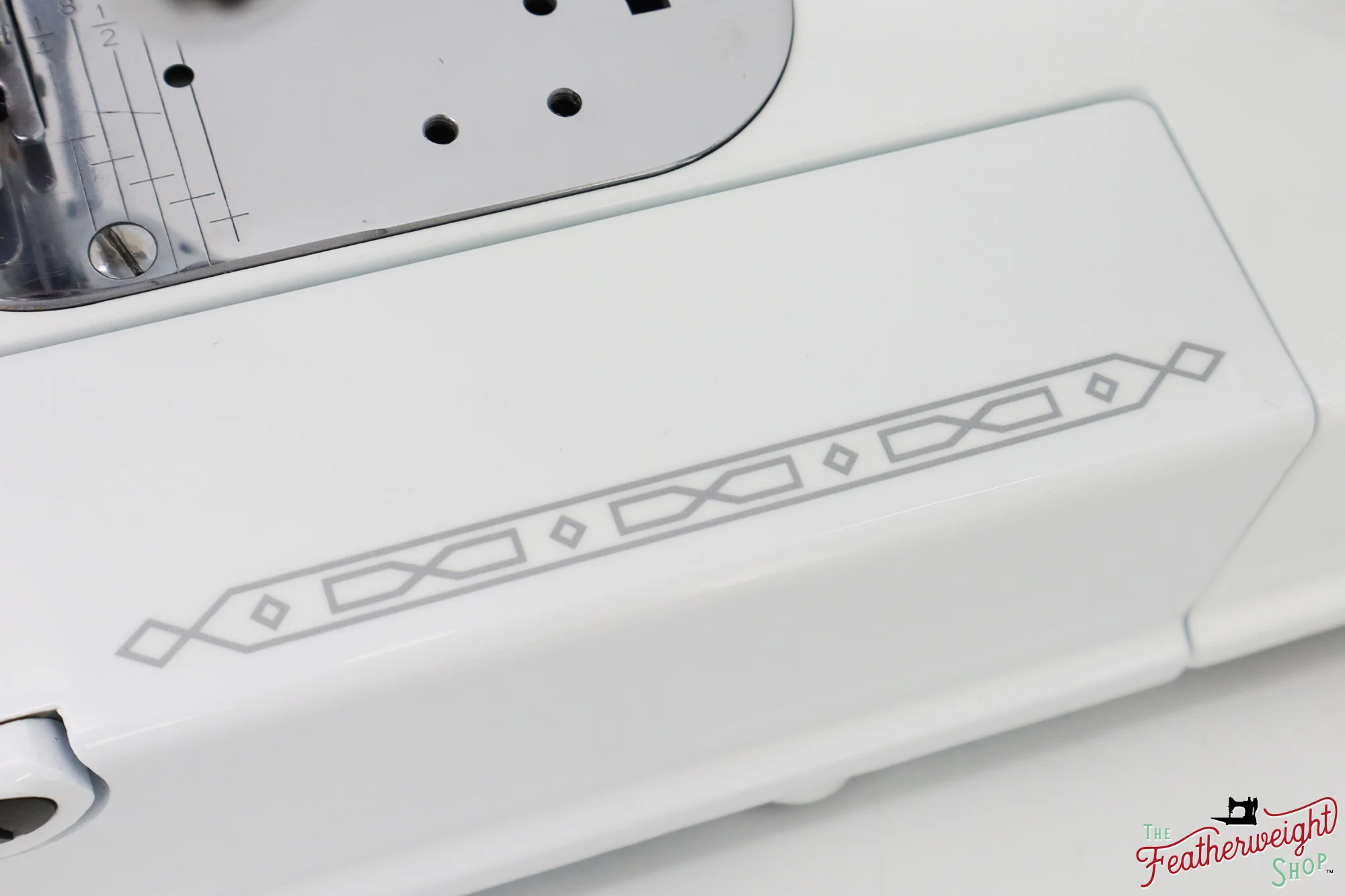 Singer Featherweight 222K - EJ915*** - Fully Restored in White - Image 10