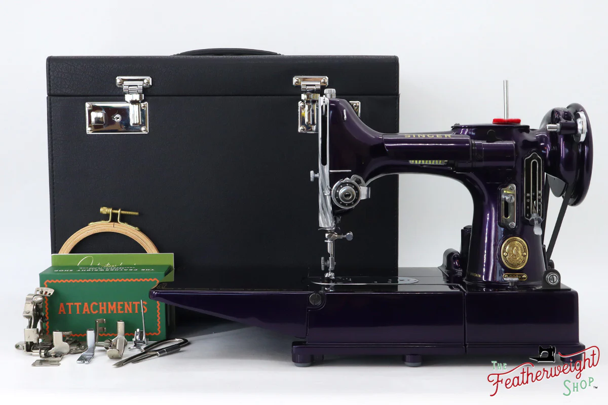 Singer Featherweight 222K - EJ9170** - Fully Restored in Black Iris - Image 3
