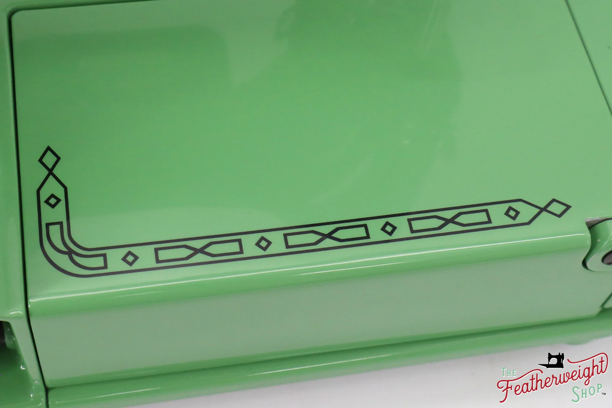 Singer Featherweight 222K - EK32603* - Fully Restored in Art Deco Green - Image 13