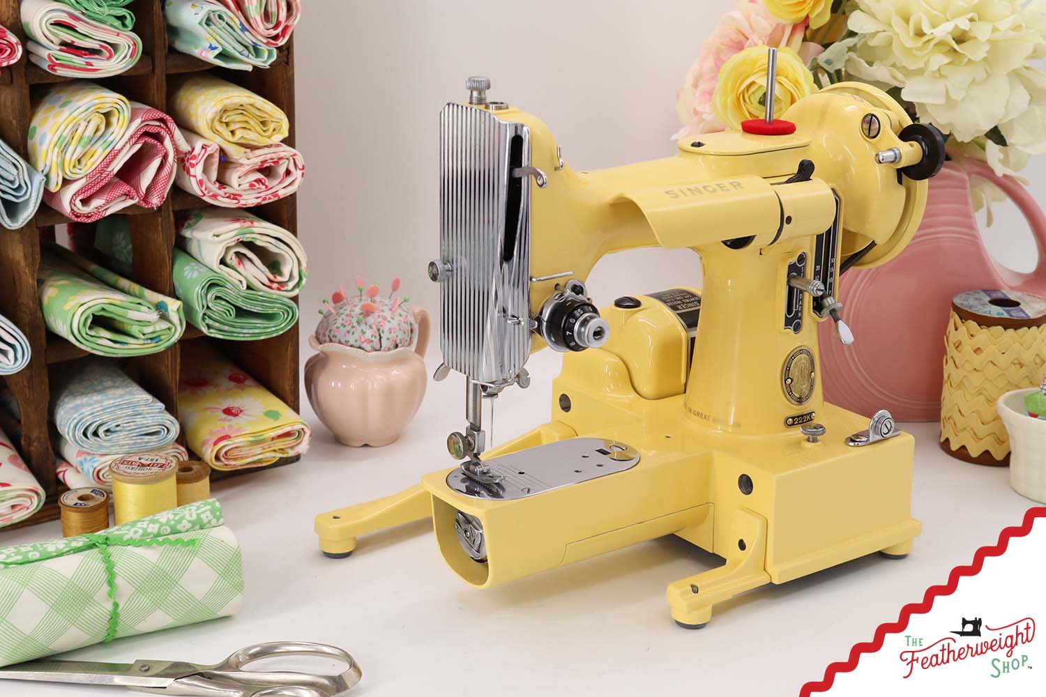 Singer Featherweight 222K - EM6041** - Fully Restored in Happy Yellow - Image 2